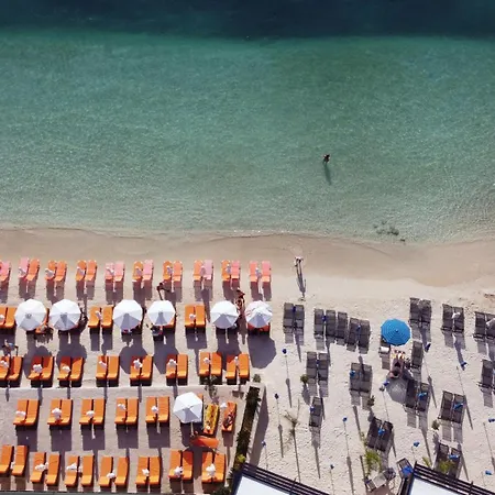 Vendégház Hotel Villa Kapo Pool & Bar 3*