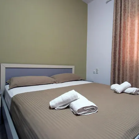 Hotel Villa Kapo Pool & Bar 3* Ksamil