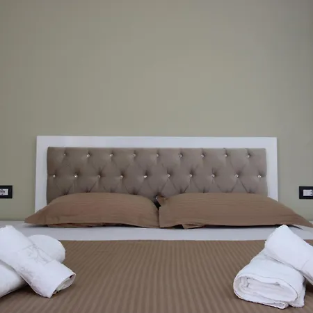 Hotel Villa Kapo Pool & Bar 3*